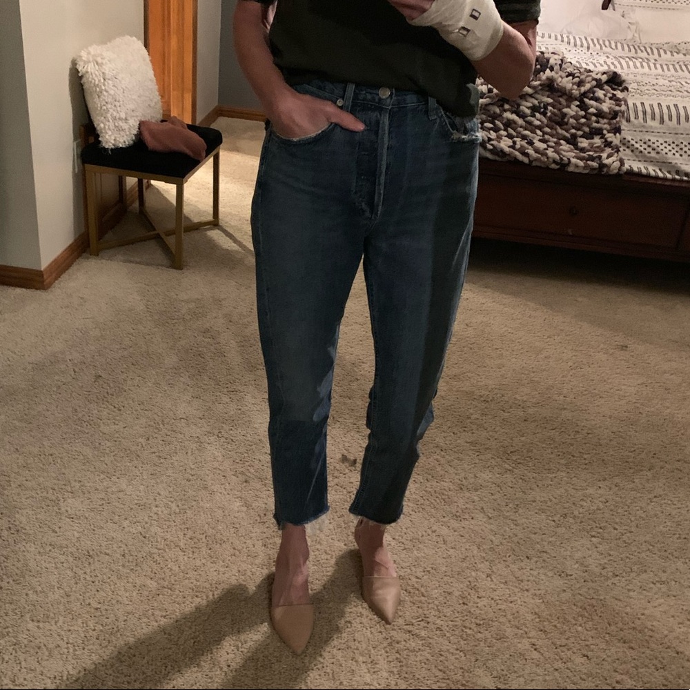 Agolde Riley distressed jeans size 24